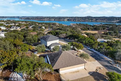 18504 Venture Drive, Lago Vista, TX 78645 - Photo 29