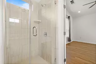 6404 Porter St, Austin, TX 78741 - Photo 9