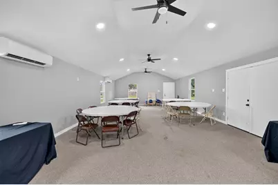 407 Wilkes Street, Smithville, TX 78957 - Photo 25