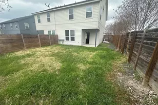 813 Northington St, Burnet, TX 78611 - Photo 7