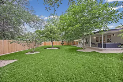 405 Tawny Drive, Austin, TX 78745 - Photo 25