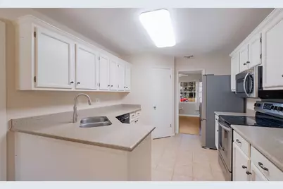 16314 Falcon Hill Street, San Antonio, TX 78247 - Photo 9