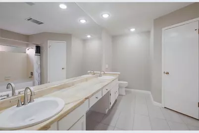 16314 Falcon Hill Street, San Antonio, TX 78247 - Photo 13