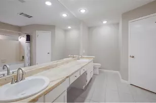 16314 Falcon Hill St, San Antonio, TX 78247 - Photo 13