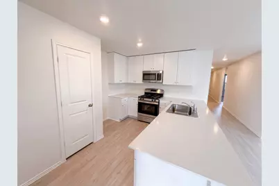 1905 Willkomen Way, Pflugerville, TX 78660 - Photo 11