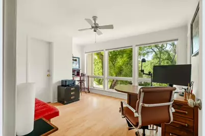 5932 Highland Hills Drive, Austin, TX 78731 - Photo 21