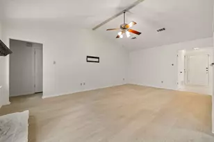 9709 Moorberry St, Austin, TX 78729 - Photo 9
