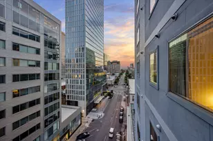 800 Brazos St, Austin, TX 78701 - Photo 11