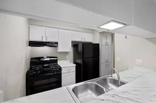 8810 Tallwood Dr, Austin, TX 78759 - Photo 17