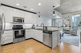 360 Nueces St, Austin, TX 78701 - Photo 9