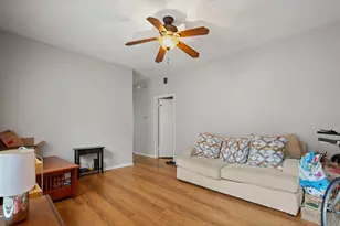 2216 San Gabriel St, Austin, TX 78705 - Photo 5
