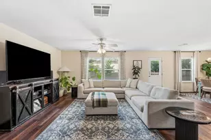 5721 Abby Ann Ln, Austin, TX 78747 - Photo 5