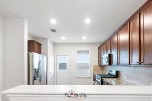 279 Zuma Dr, Liberty Hill, TX 78642 - Photo 9