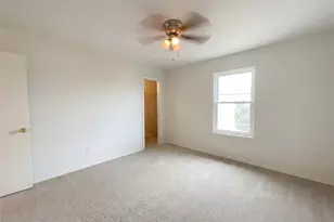 11813 Plains Valley Dr, Del Valle, TX 78617 - Photo 31