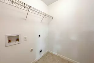 11813 Plains Valley Dr, Del Valle, TX 78617 - Photo 17