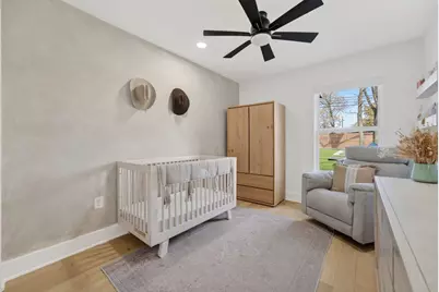 504 W Croslin Street, Austin, TX 78752 - Photo 13