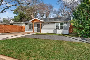 504 W Croslin St, Austin, TX 78752 - Photo 3