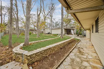1815 Parkside Lane, Austin, TX 78745 - Photo 21
