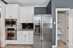 4010 Long Champ Dr, Austin, TX 78746 - Photo 21