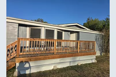 301 S Johnson Avenue, Thorndale, TX 76577 - Photo 3