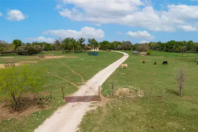 6200 Solana Ranch Road, Salado, TX 76571 - Photo 37