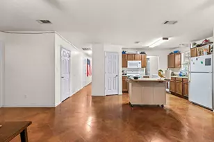 1225 Hilltop Dr, San Marcos, TX 78666 - Photo 7