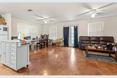 1225 Hilltop Drive, San Marcos, TX 78666 - Photo 11