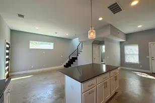 6201 Felix Ave, Austin, TX 78741 - Photo 13