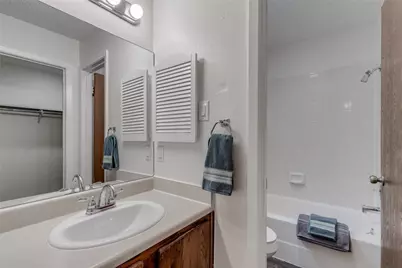 11405 Walnut Ridge Drive #Unit B, Austin, TX 78753 - Photo 17