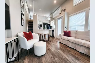 282 Park Avenue, Staples, TX 78670 - Photo 11