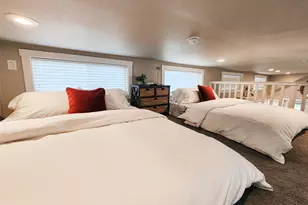 282 Park Ave, Staples, TX 78670 - Photo 21