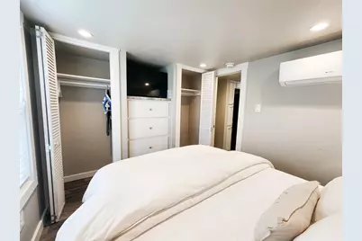 282 Park Avenue, Staples, TX 78670 - Photo 19