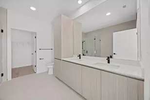 2209 S 1st St, Austin, TX 78704 - Photo 13