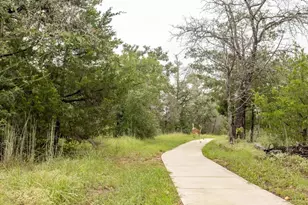 124 Silverbell Ln, Bastrop, TX 78602 - Photo 29