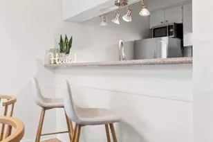 7801 Shoal Creek Blvd, Austin, TX 78757 - Photo 9