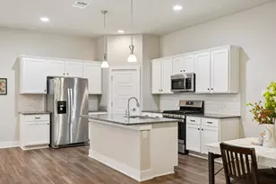 504 Peace Dr, Liberty Hill, TX 78642 - Photo 3