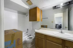 2110 Rio Grande St, Austin, TX 78705 - Photo 11