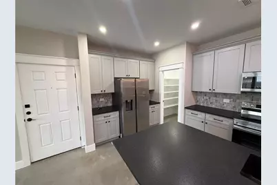 201 N Vandeveer Street, Burnet, TX 78611 - Photo 3