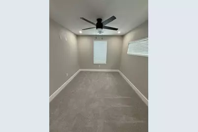 201 N Vandeveer Street, Burnet, TX 78611 - Photo 23