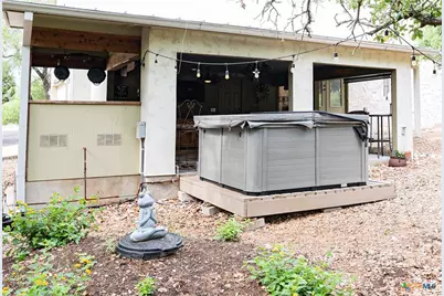 211 Cambridge Drive, New Braunfels, TX 78132 - Photo 23