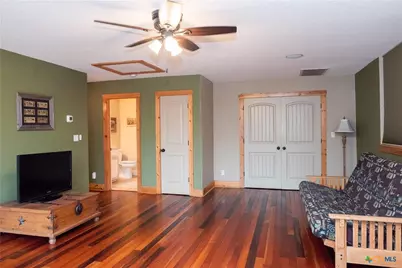 211 Cambridge Drive, New Braunfels, TX 78132 - Photo 17