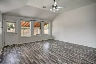 11608 Prince Phillip Way, Manor, TX 78653 - Photo 15