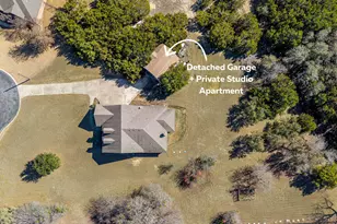 100 Clydesdale Ct, Liberty Hill, TX 78642 - Photo 1