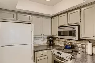 1404 Norwalk Ln, Austin, TX 78703 - Photo 11