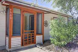 4605 Ribbecke Ave, Austin, TX 78721 - Photo 3