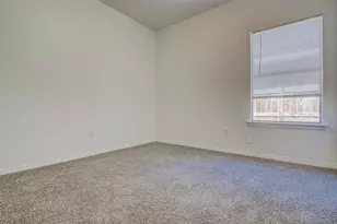 4605 Ribbecke Ave, Austin, TX 78721 - Photo 17