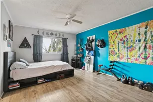 16602 Martins Ferry St, San Antonio, TX 78247 - Photo 15