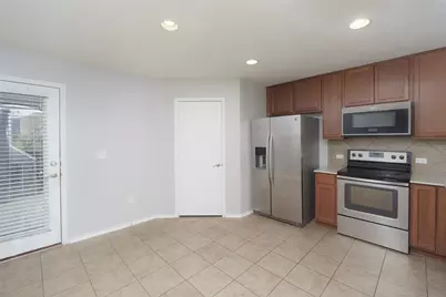 11221 Kirkland Hill Path, Austin, TX 78754 - Photo 3