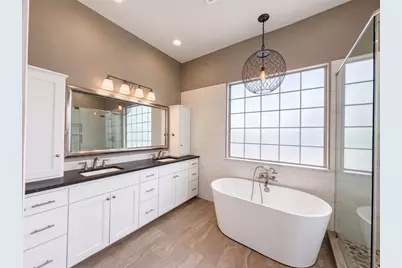 302 Saddletree Lane, Dripping Springs, TX 78620 - Photo 15