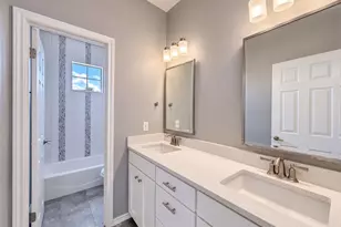 302 Saddletree Ln, Dripping Springs, TX 78620 - Photo 25